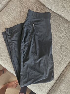 Tommy Bahama Black Zip Pocket Joggers